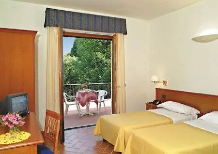 Hotel Dei Bosconi